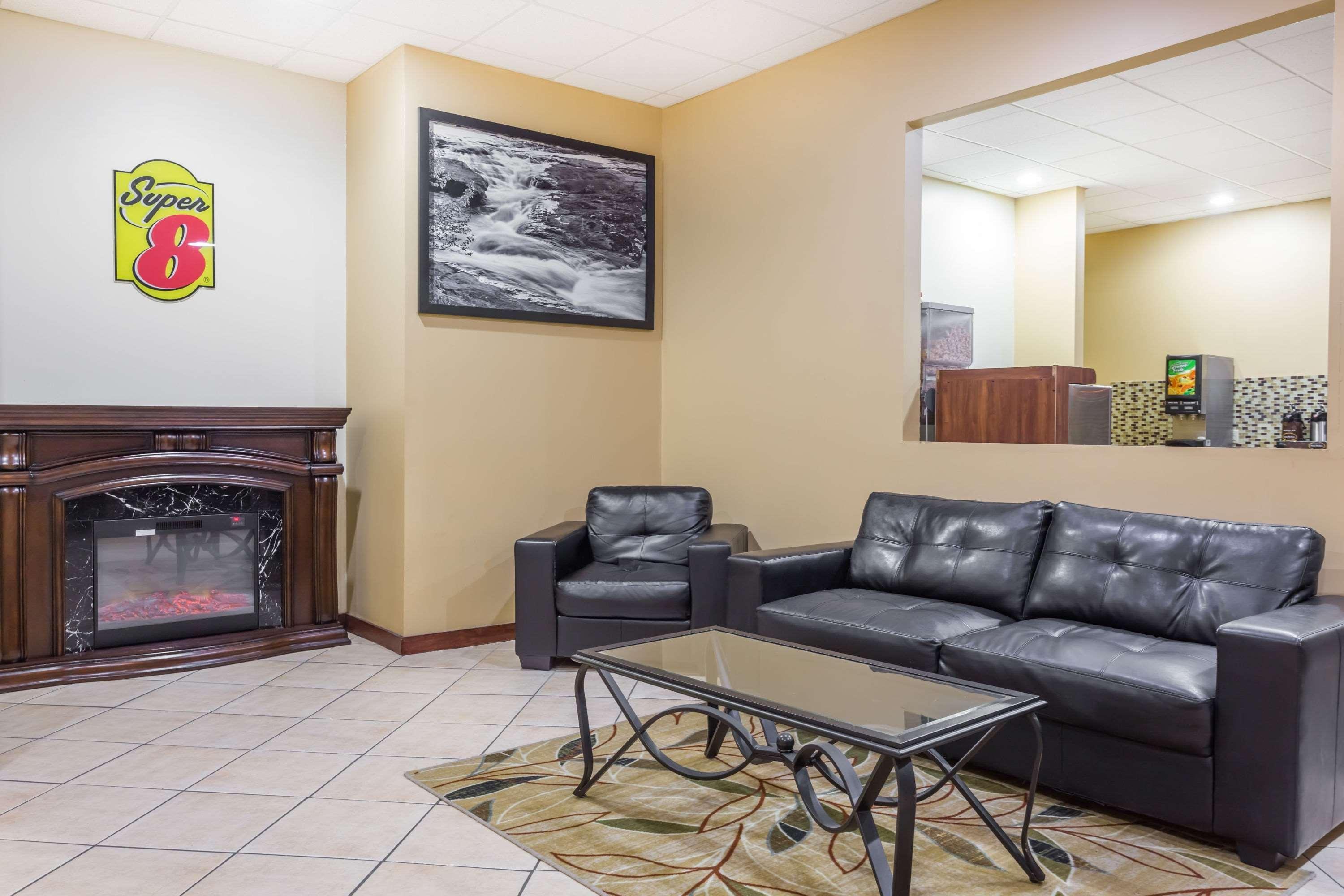 Super 8 By Wyndham Macon West Motel Dış mekan fotoğraf