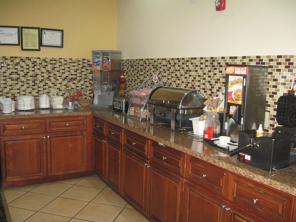 Super 8 By Wyndham Macon West Motel Dış mekan fotoğraf